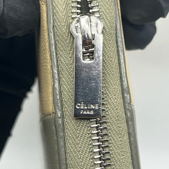 EUC Céline Tan and Pale Green Long Wallet - Picture 4 of 12